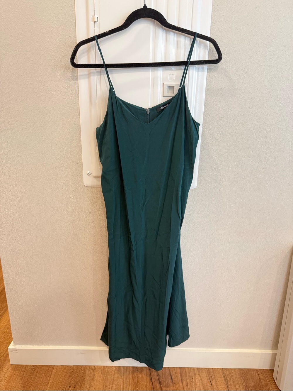 Madewell size 8 Sleeveless Emerald dark green Slip Dress with Spaghetti Straps